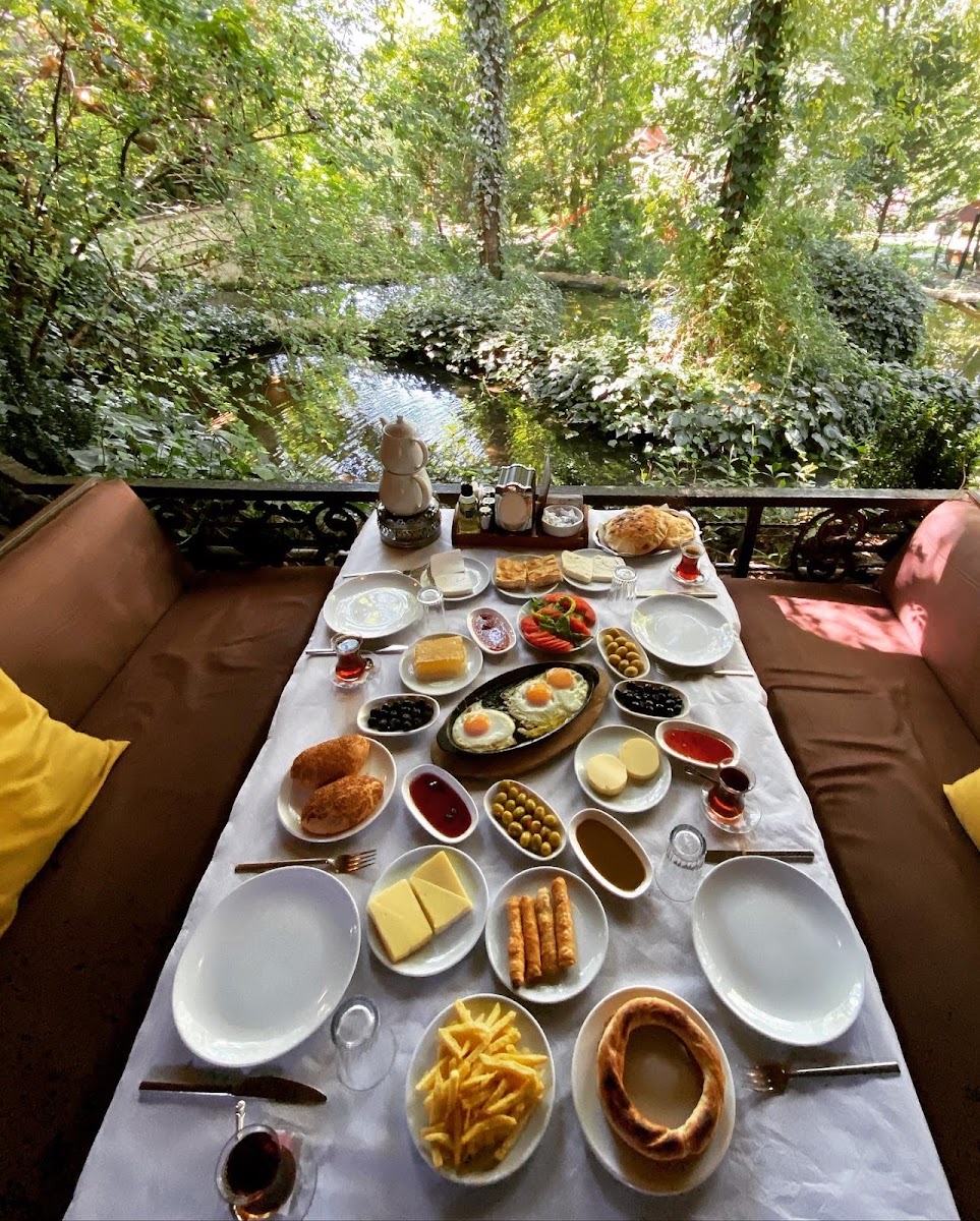 Kadıefendi Et Lokantası ( Kuyu Kebabı & Kahvaltı ) — photo 5
