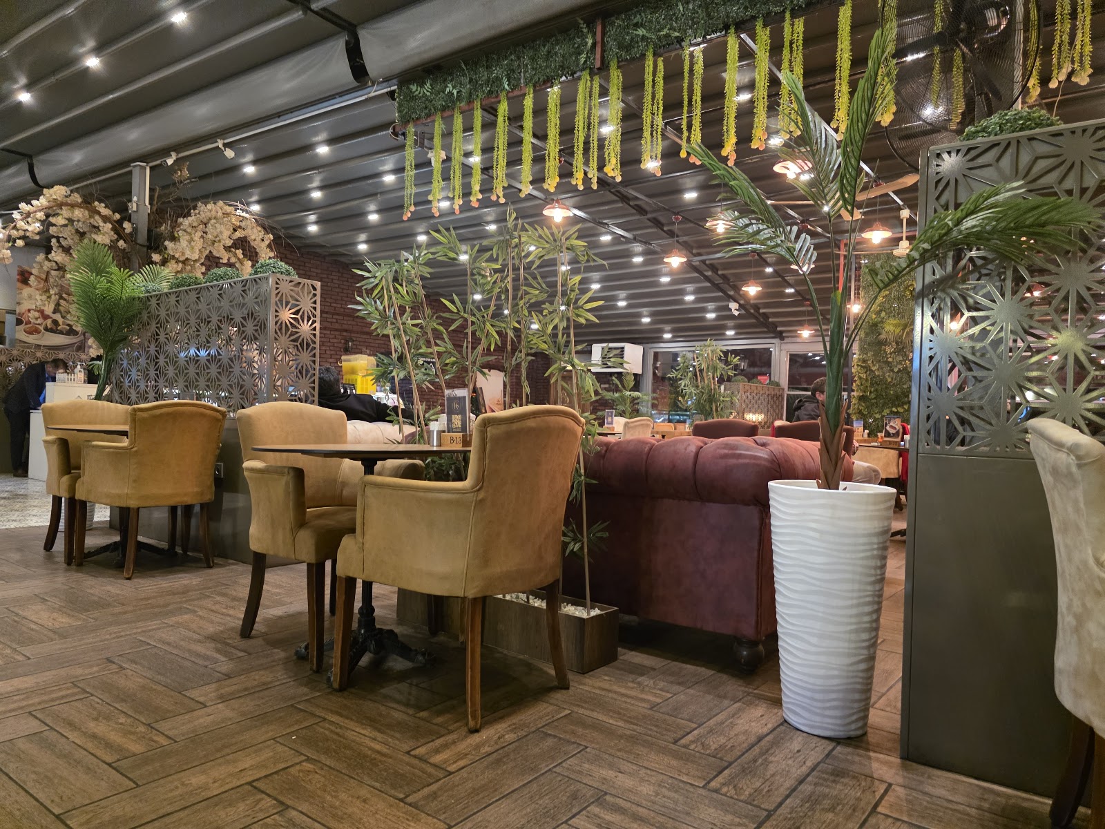 Kahve Sokağı — fotoğraf 5