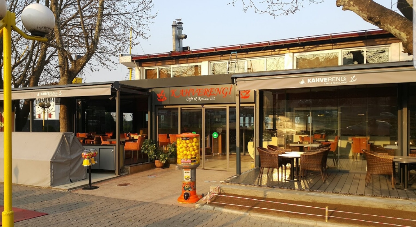 Kahverengi Cafe & Restaurant — fotoğraf