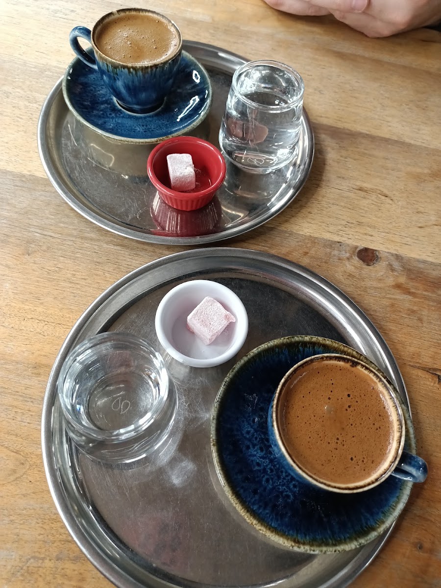 Kahverengi Cafe & Restaurant — fotoğraf 7