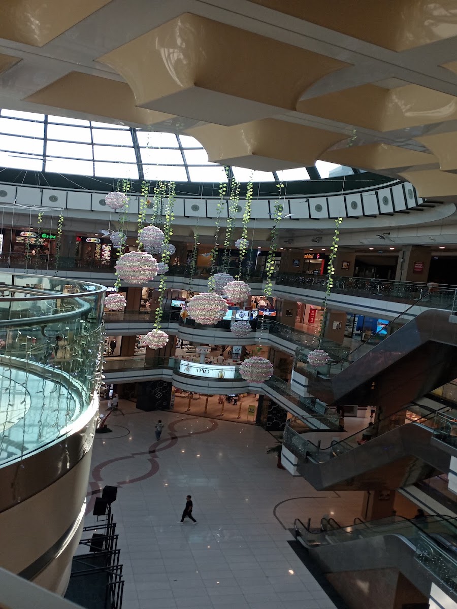 Kale Outlet Center — photo 3