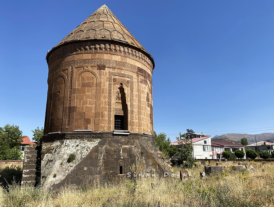 Kalender Baba Türbesi — fotoğraf 1