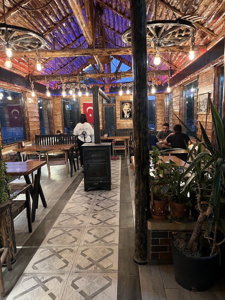 Kamışlı Bahçe Et Balık Restaurant - Alucra — photo 5
