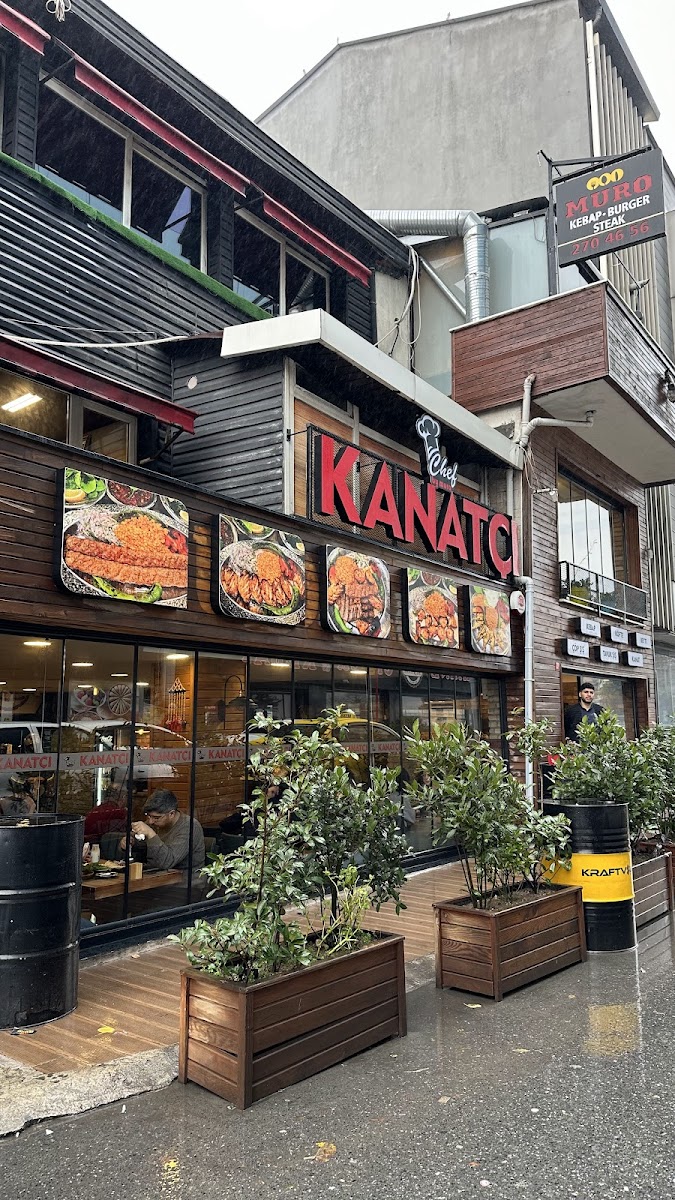 KANATÇI MURO — fotoğraf