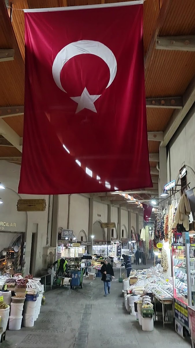 Kapalı çarşı girişi — fotoğraf 2
