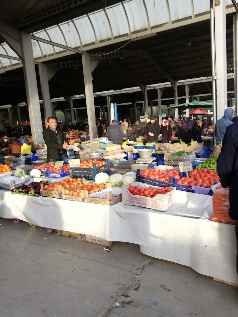 Kapalı Pazar Alanı — fotoğraf 4