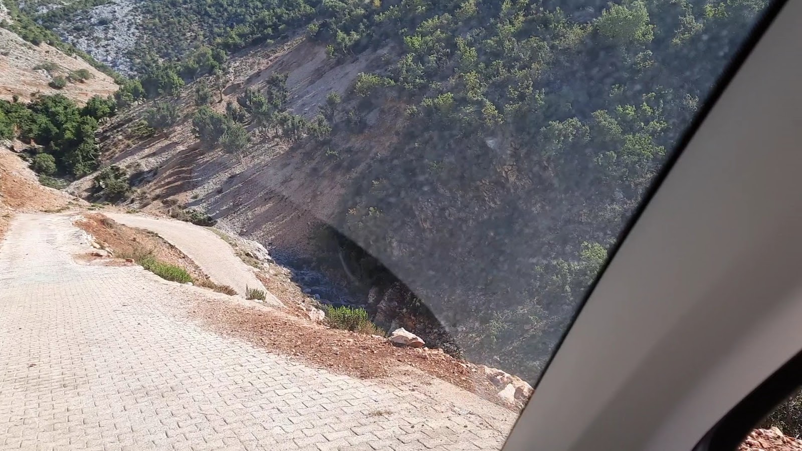 Kara Mağara Koyu — fotoğraf 3