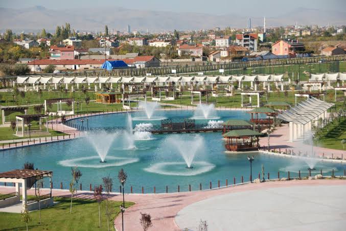 Meram Karaaslan Hadimi Parkı — fotoğraf