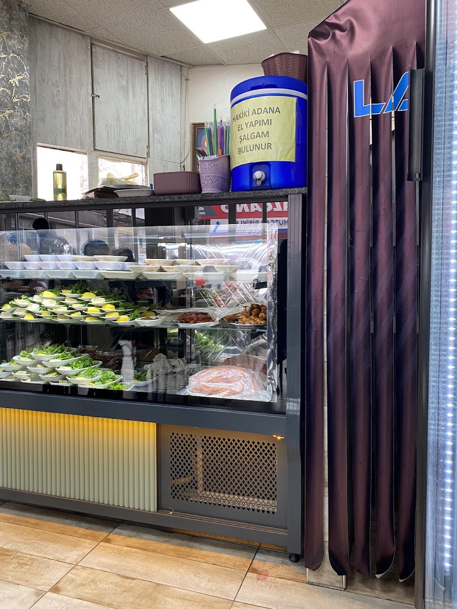 Karabüber Kebap Salonu&Restorant /Enes Karabüber — fotoğraf 4
