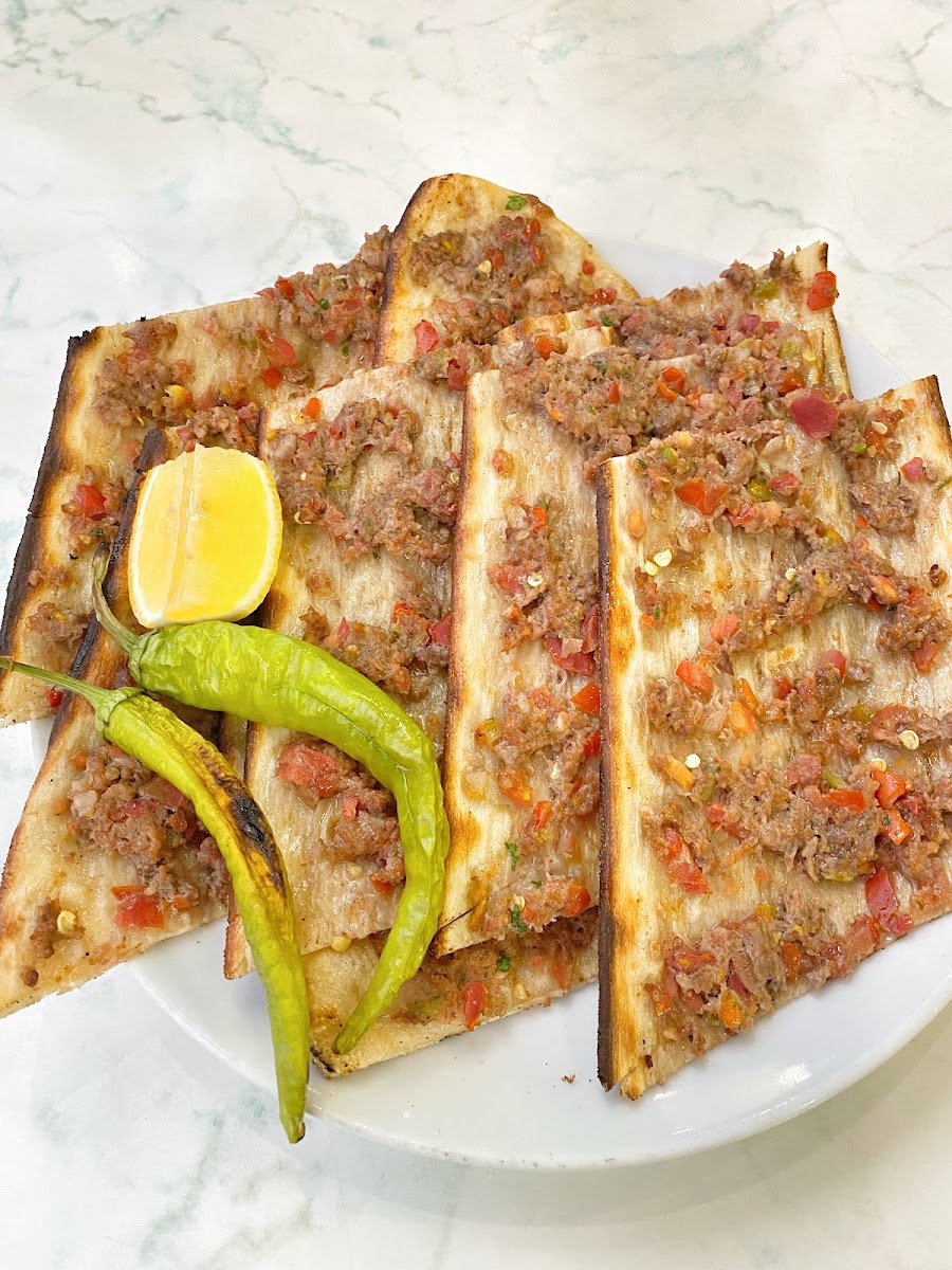 Karaduman Etli Ekmek — photo 9