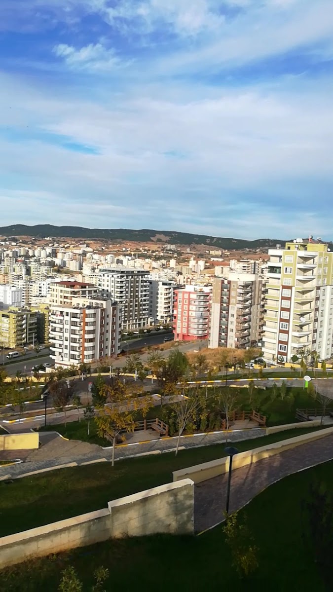 Karaköprü belediyesi yaşam parkı — fotoğraf 3