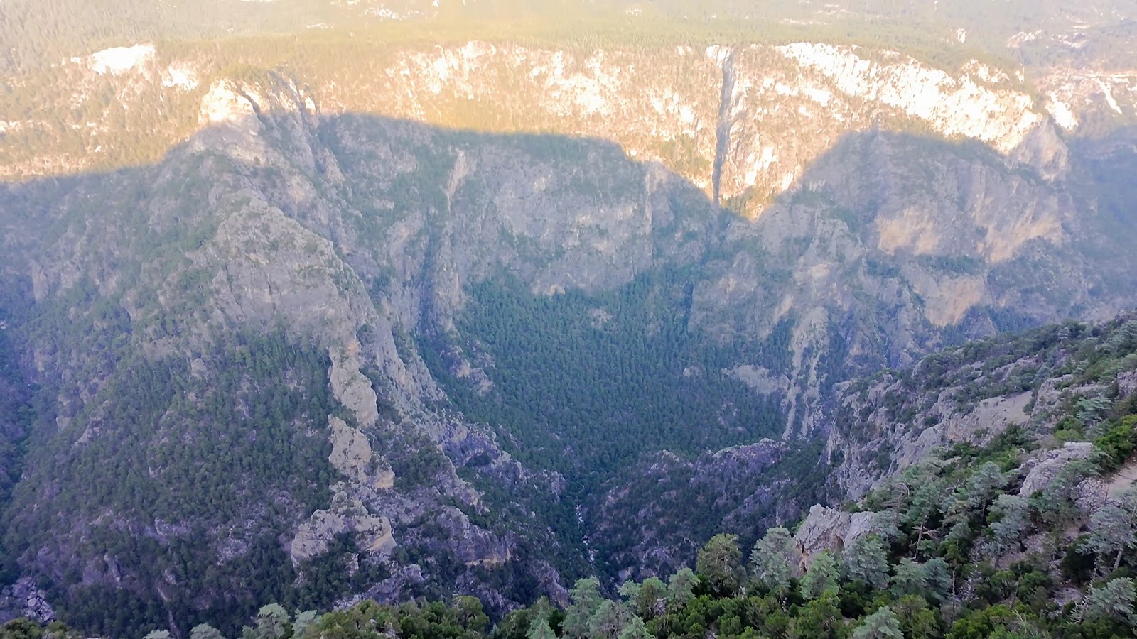 Karanlıkdere Kanyonu Tabiat Parkı — fotoğraf 3
