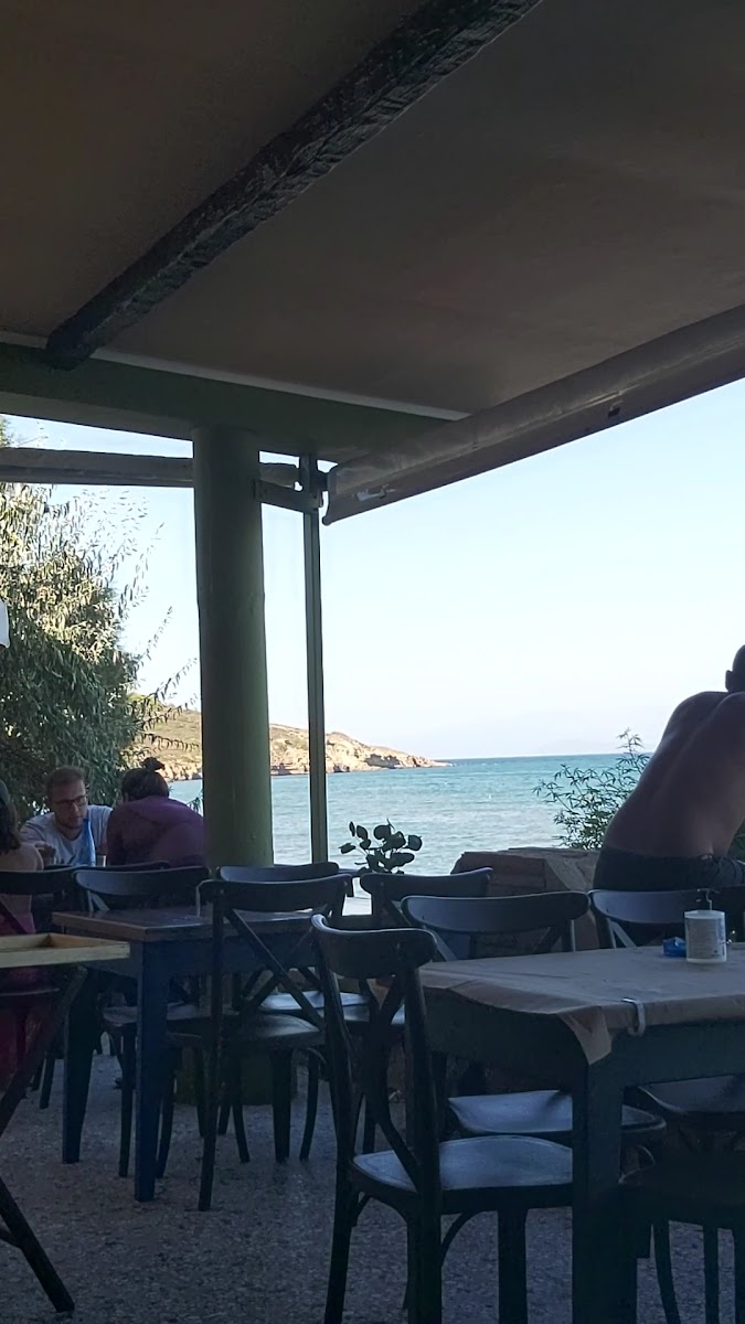 Karatzas Chios Rooms & Restaurant — fotoğraf 3