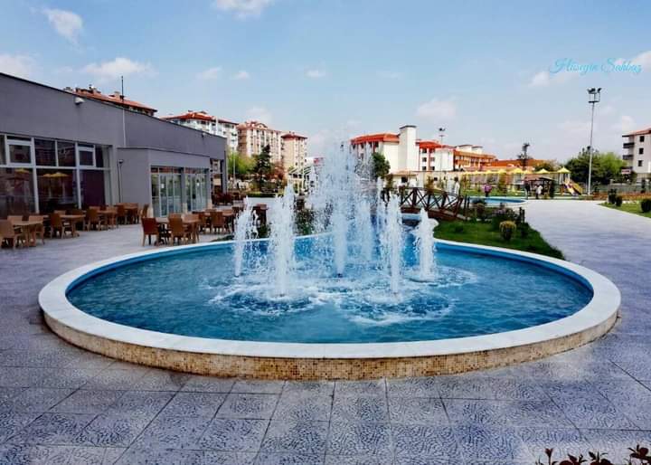 Karayolları Parkı ve Kapalı Çocuk Oyun Alanı — fotoğraf