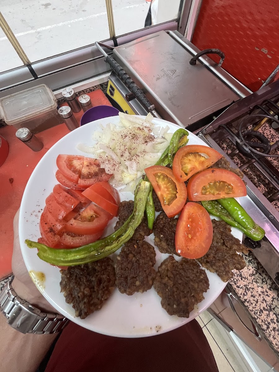 Kardelen Köfte Salonu — fotoğraf 4