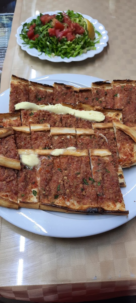 Kardeşler pide pizza corba salonu — photo 3