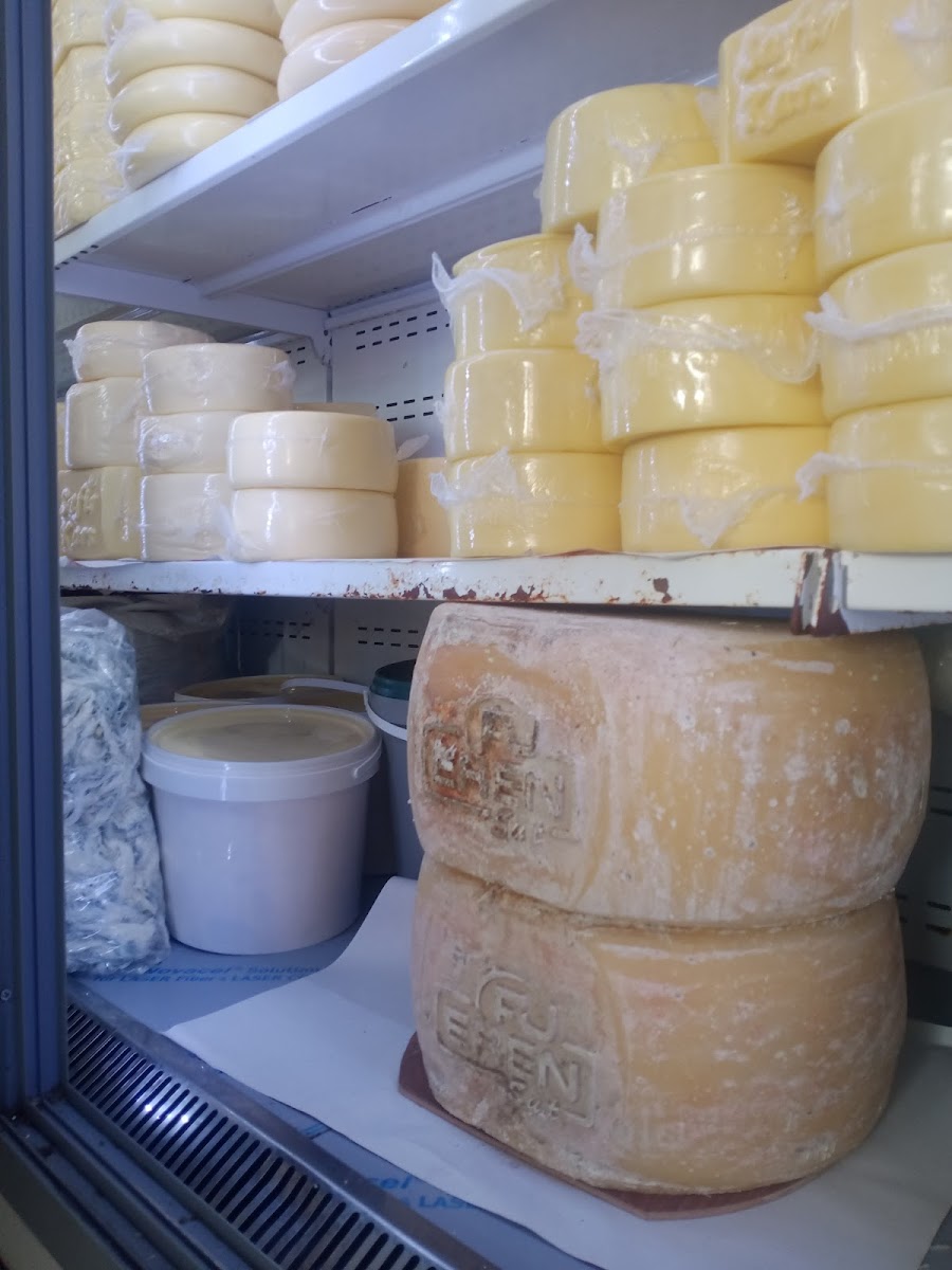 Kars Ozkar Süt Ürünleri — fotoğraf 4