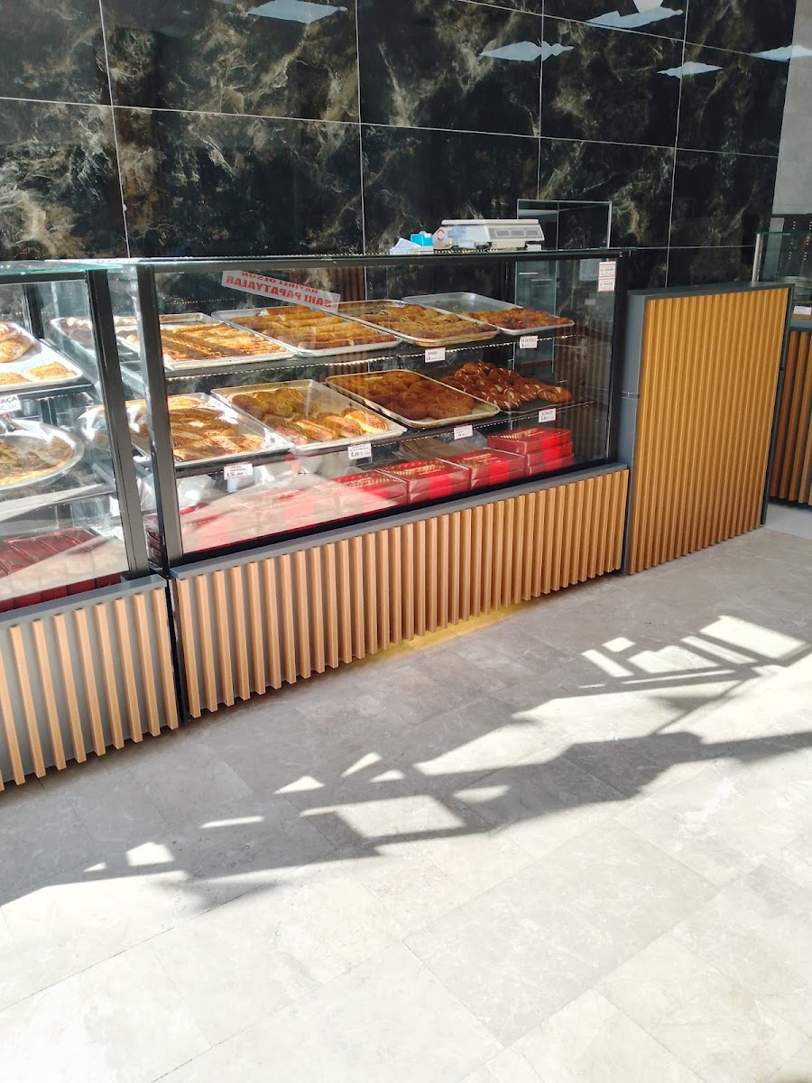 Karşıyaka Çörekçisi Meram — fotoğraf 3