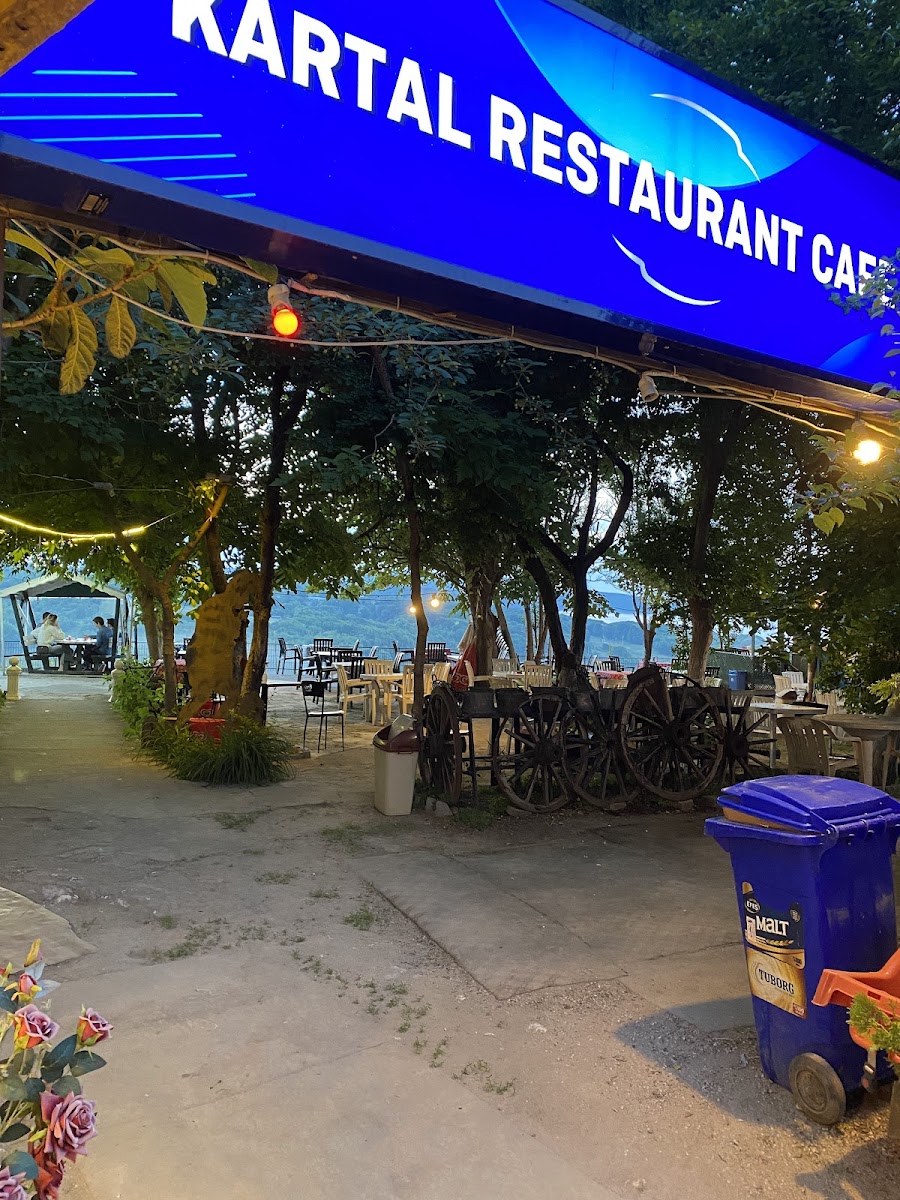 KARTAL RESTORAN VE PANSİYON — fotoğraf