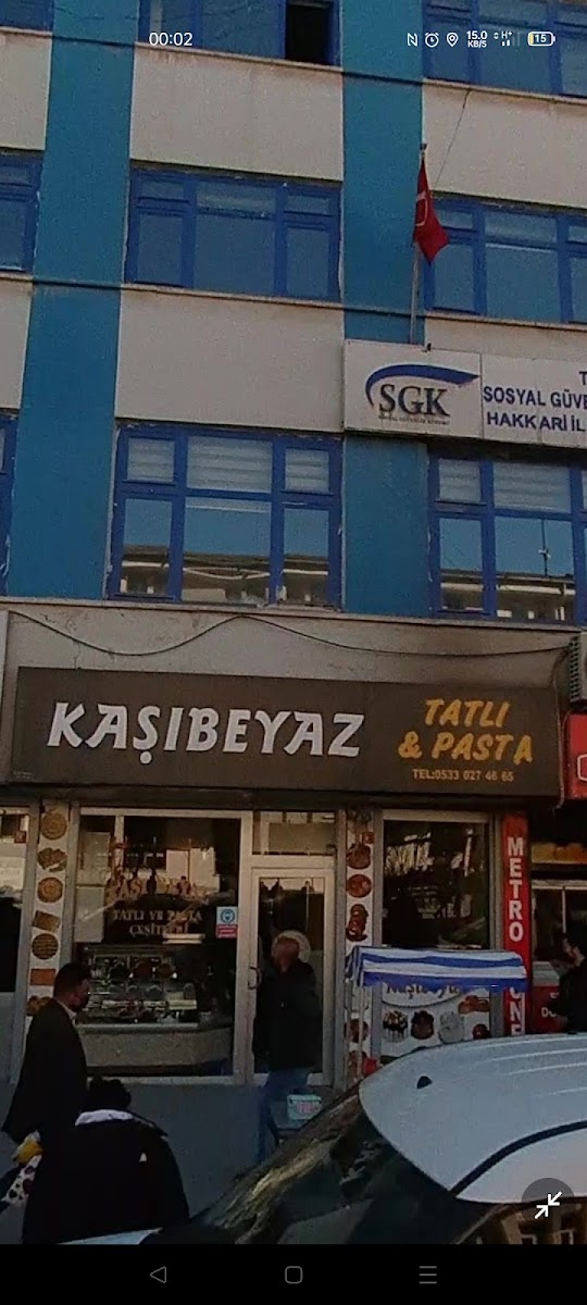Kaṣibeyaz Tatli & Pasta — fotoğraf