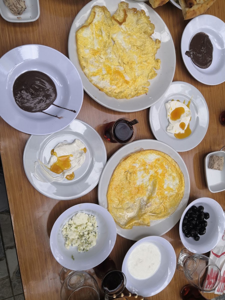 Kasrik Boğazı Restaurant - Abdullah Usta'nın Yeri — fotoğraf 2