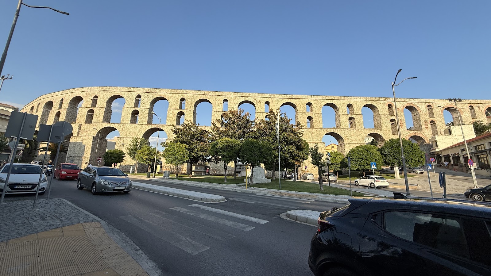 Kavala aqueduct — photo 3