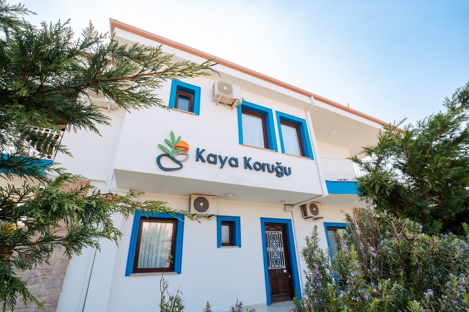 KAYA KORUĞU CUNDA — fotoğraf 1