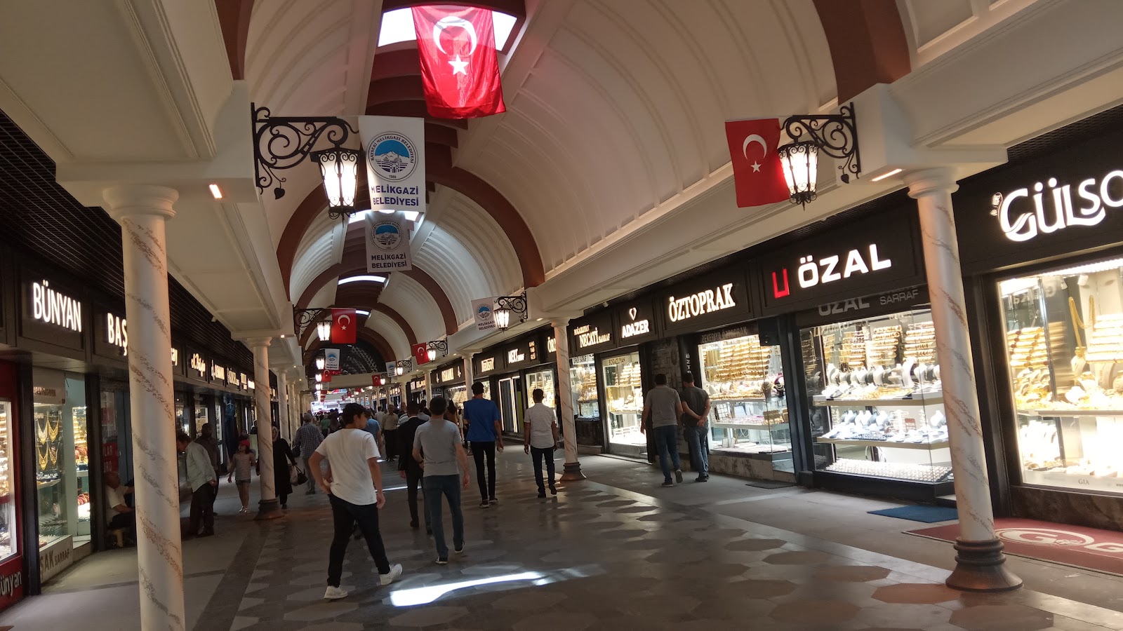 Kazancılar Çarşısı — fotoğraf 4