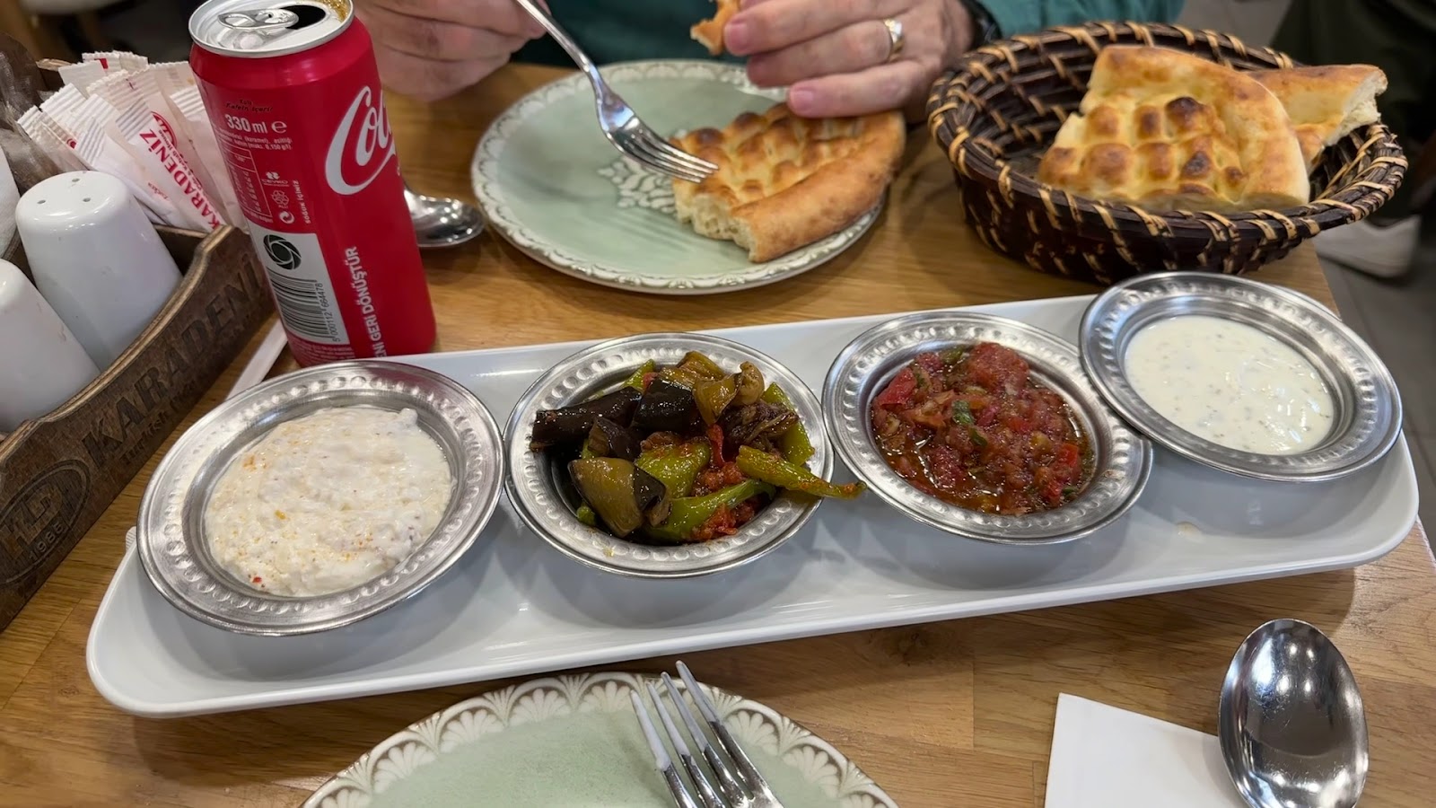 KD Karadeniz Aile Pide ve Kebap Salonu — fotoğraf 4