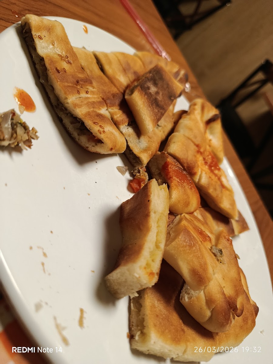 Kervan Pide Börek Tatlı Fırını — fotoğraf 2
