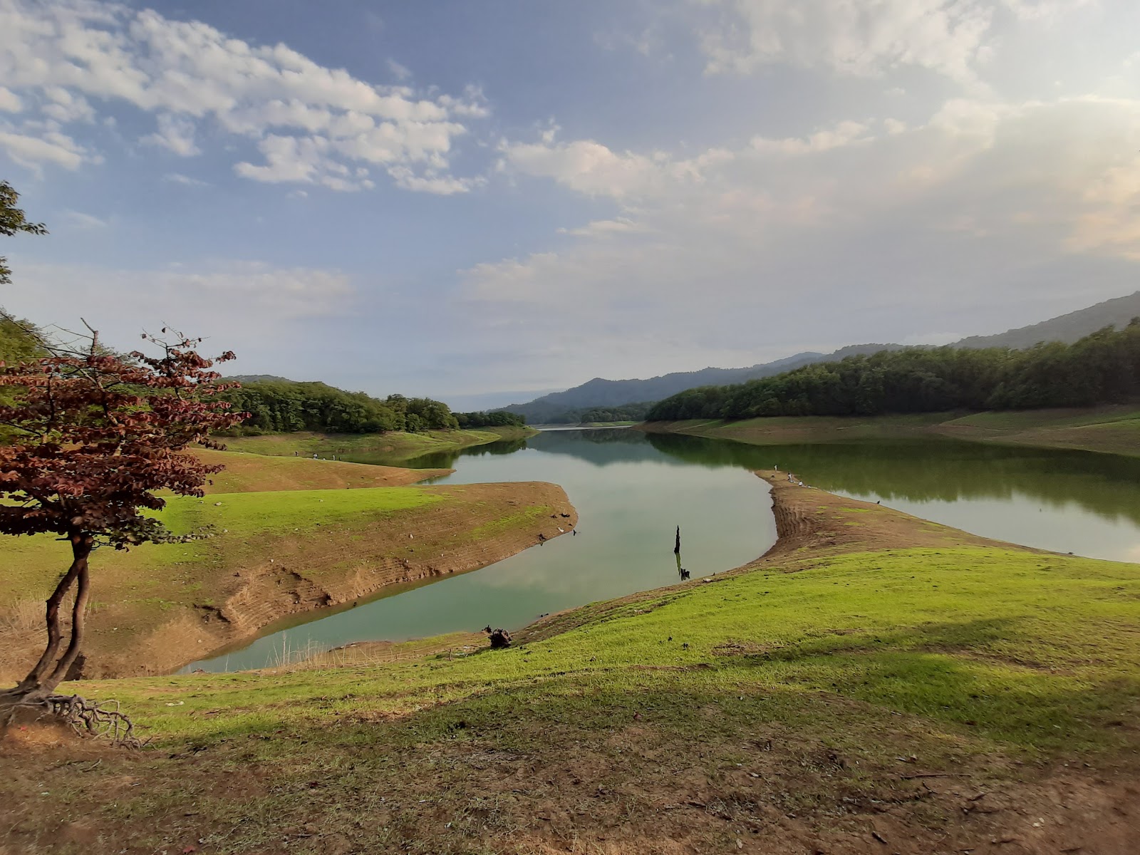 Khanbulan Reservoir — photo