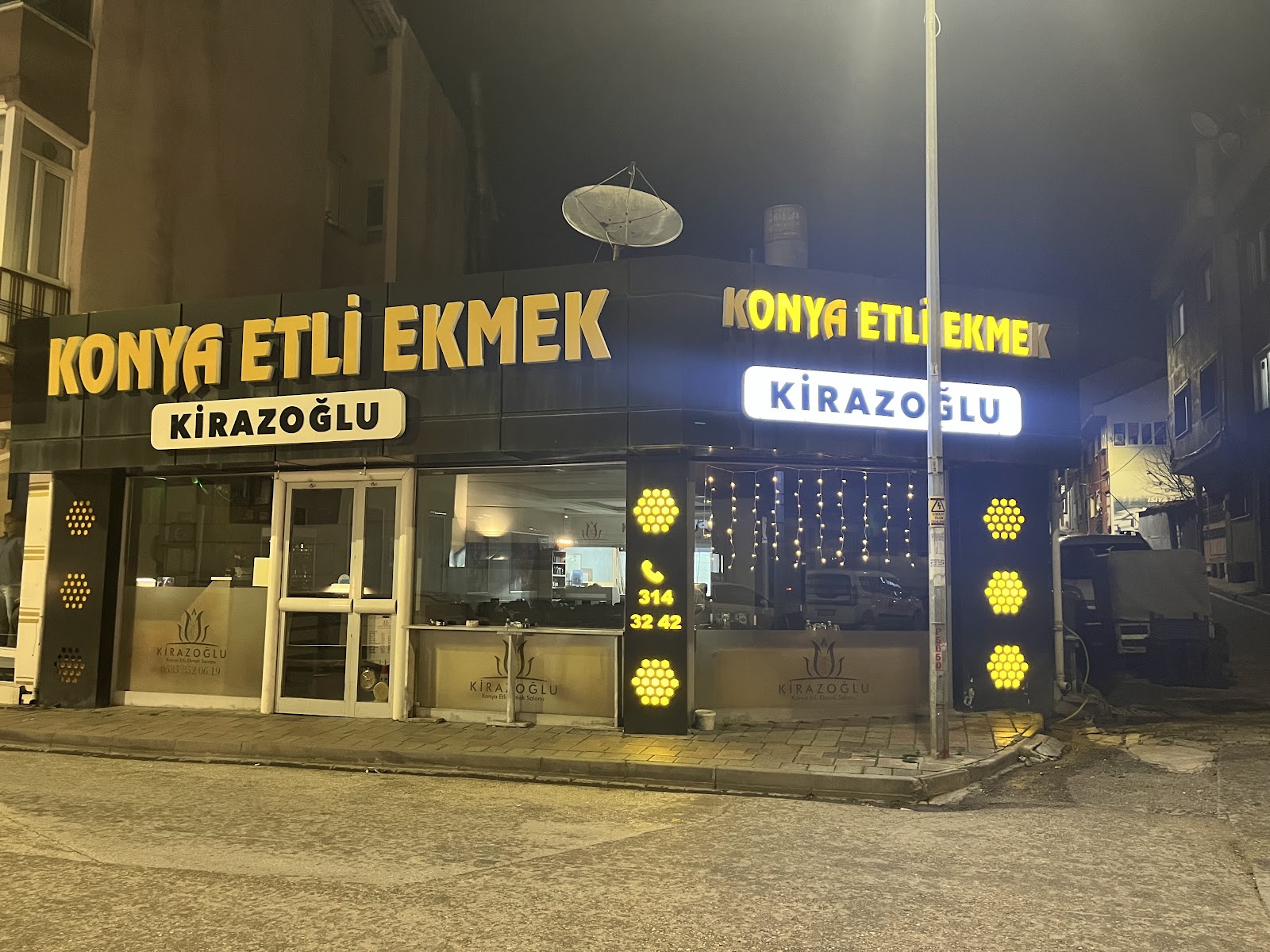 Kirazoglu Etli Ekmek Salonu — fotoğraf