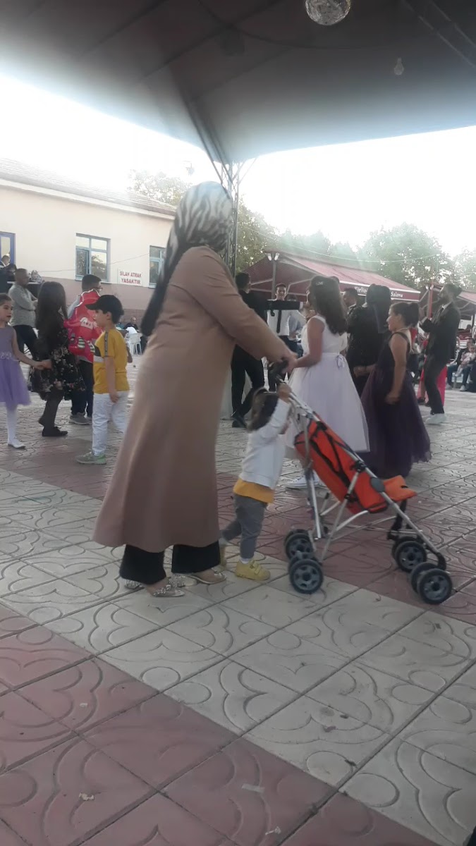 Kirlioğlu Aile Çay Bahçesi — fotoğraf 2