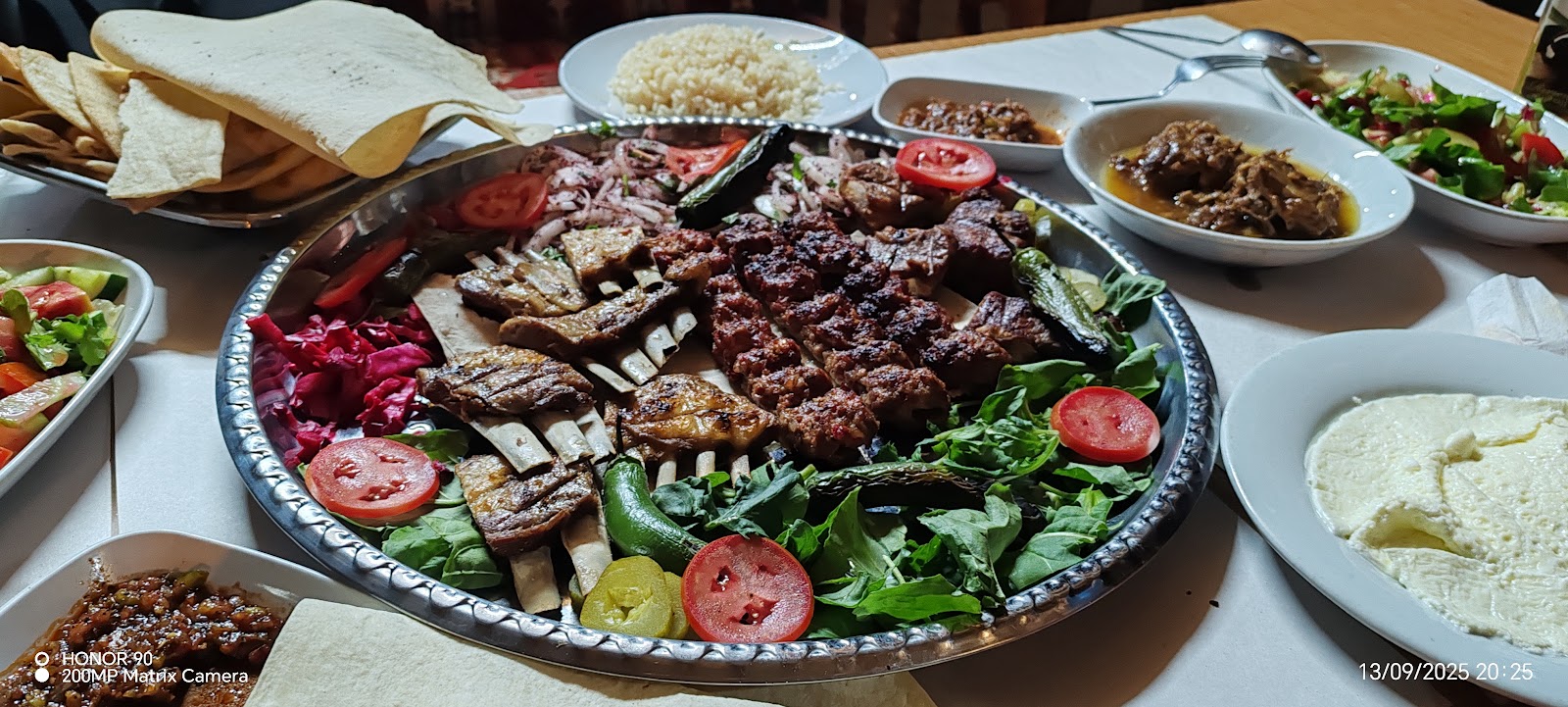Kıyı Restaurant Adil Ustanın Yeri — fotoğraf 2