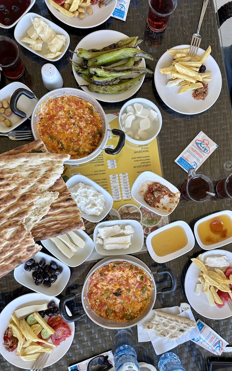 Kıyı Restaurant Alabalık — fotoğraf 4