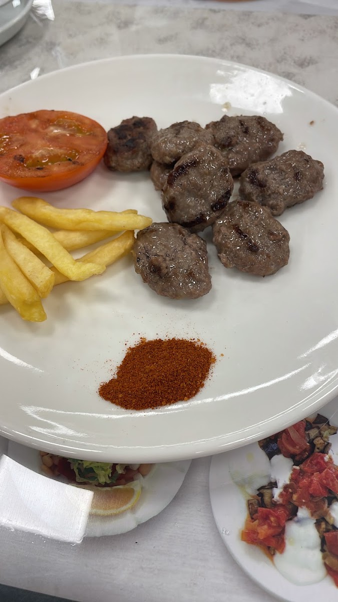 Köfteci Enişte — fotoğraf 2