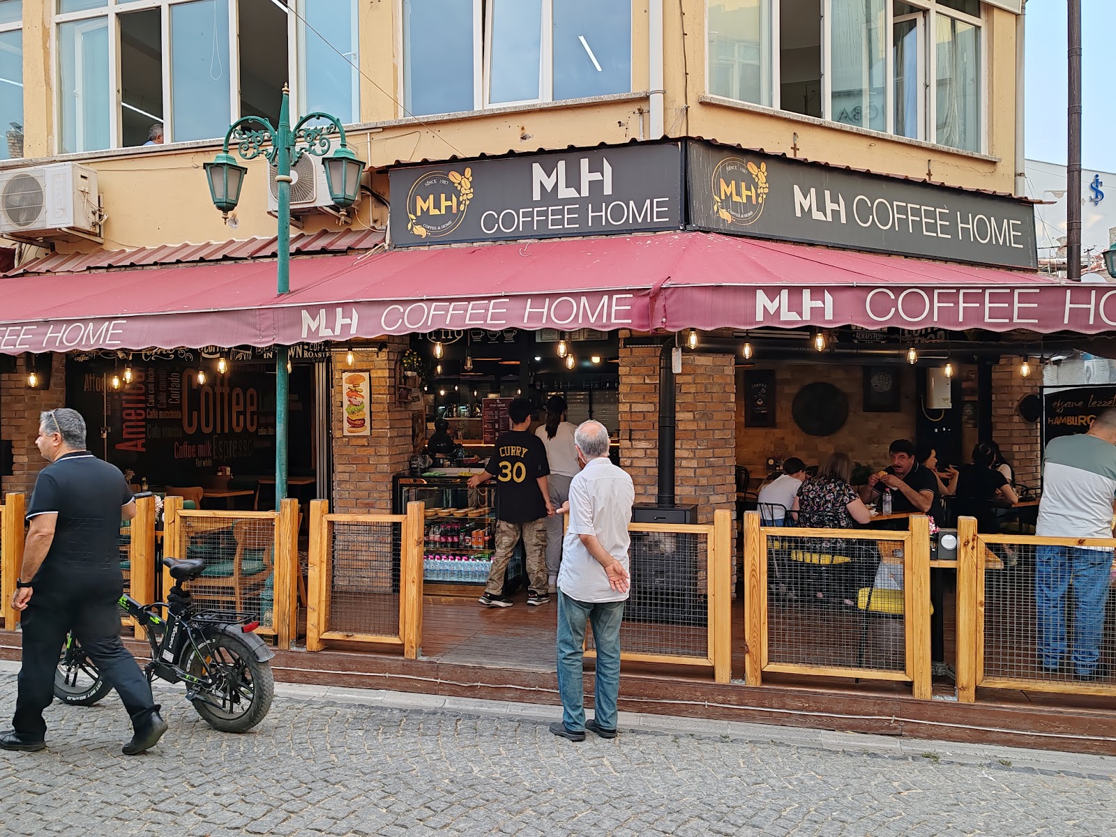 Köfteci Kokoreççi Melih — photo 2