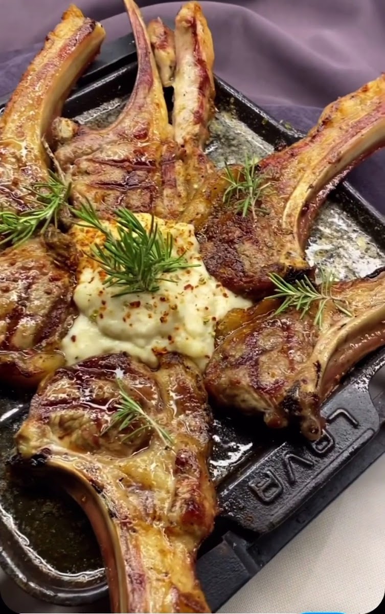 Köfteci Mert Steakhouse - Arifiye — fotoğraf 3