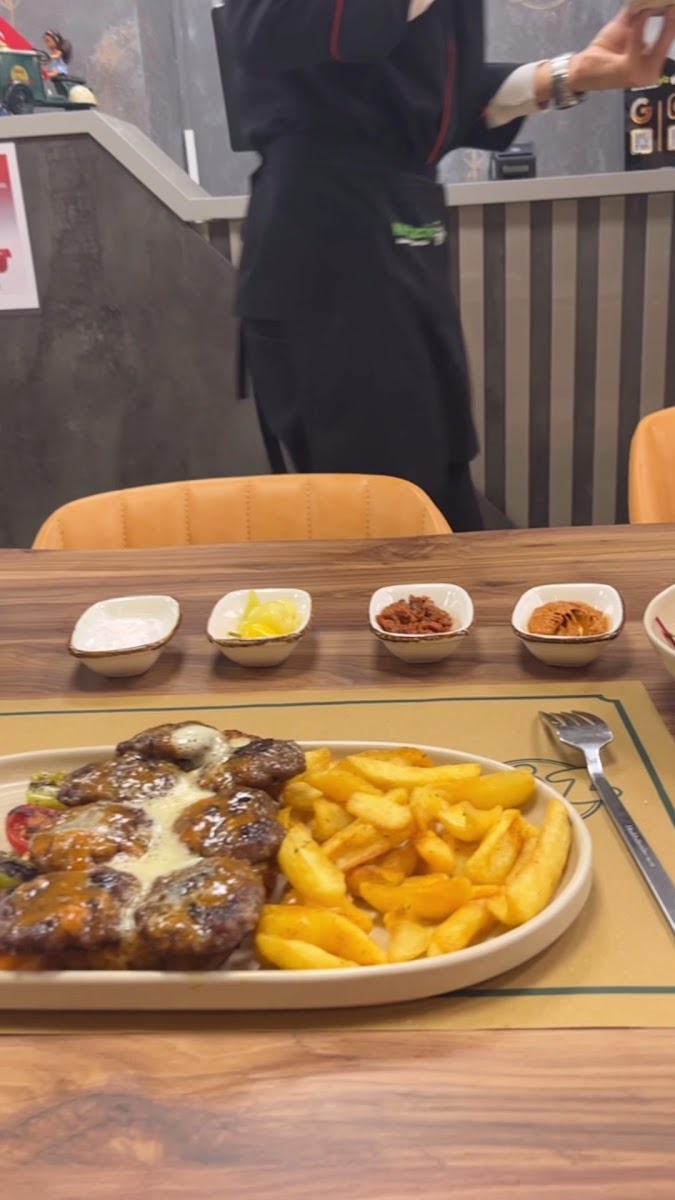 Köfteciyiz Biz — fotoğraf 3