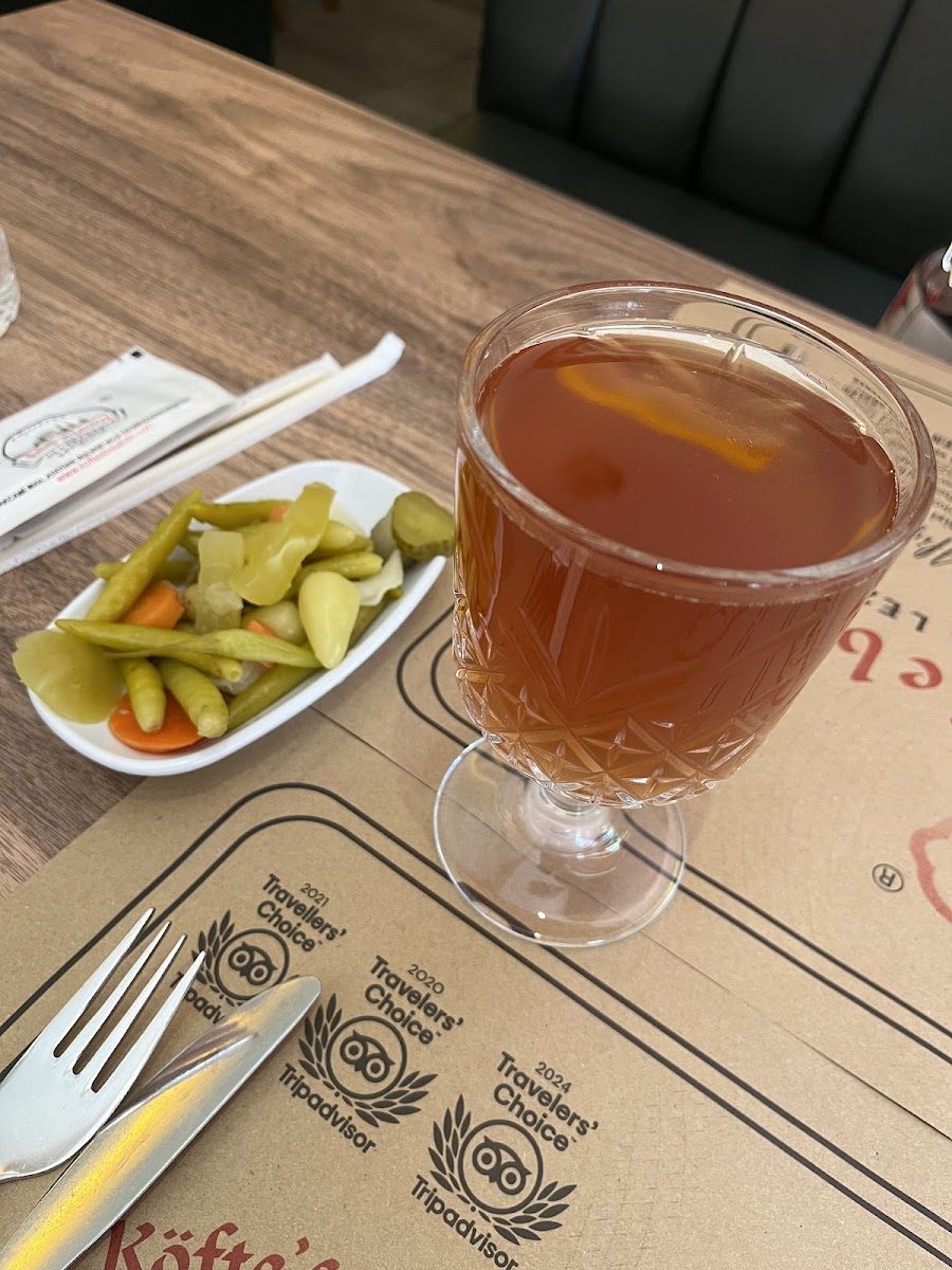 Köftes Balaban Kebap & Çibörek — fotoğraf 10