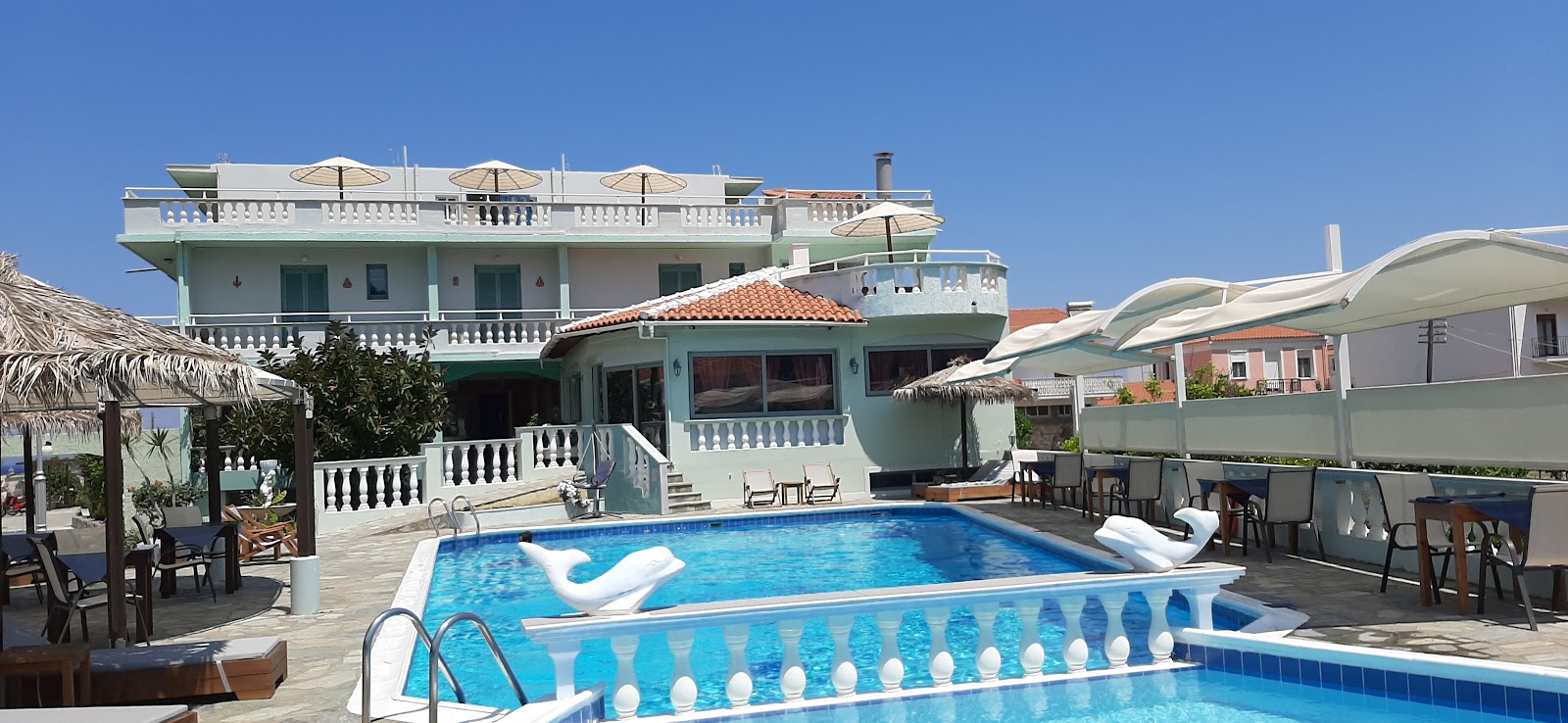 Kokkari Beach Hotel — photo
