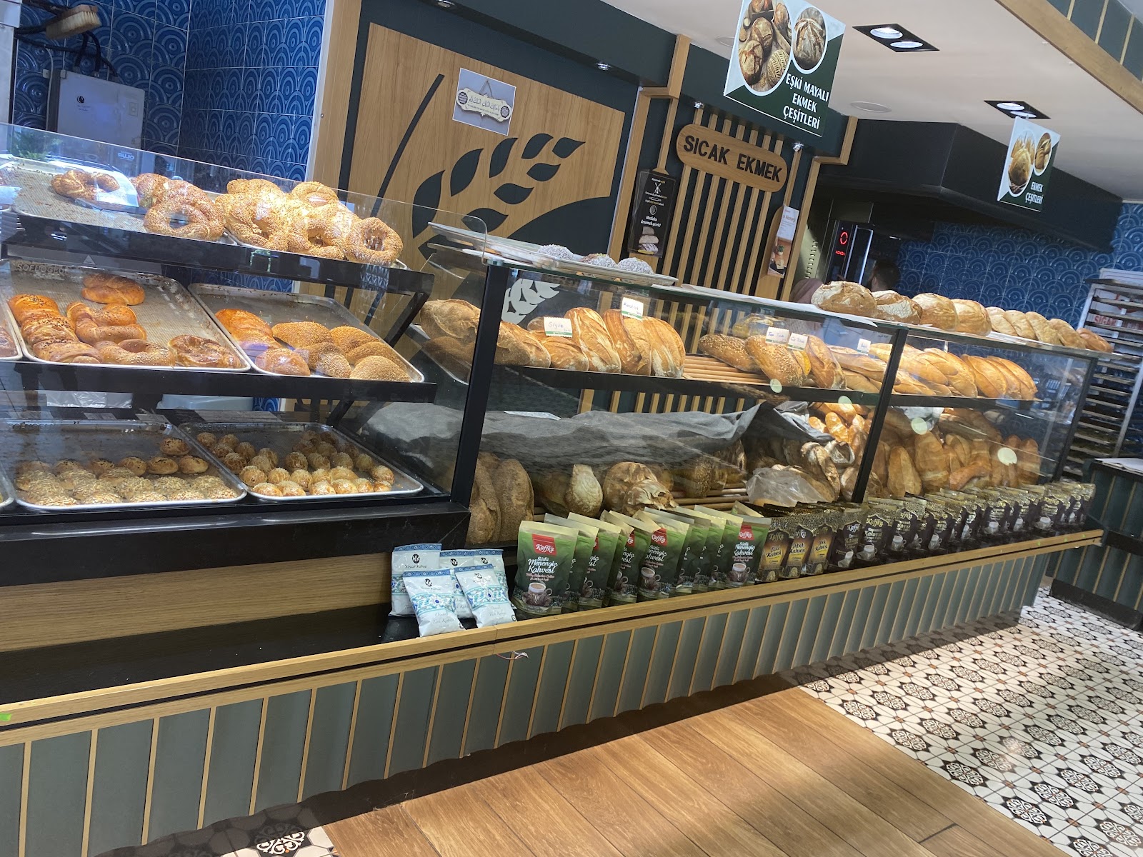 Köknar Fırın Pastane Cafe — fotoğraf