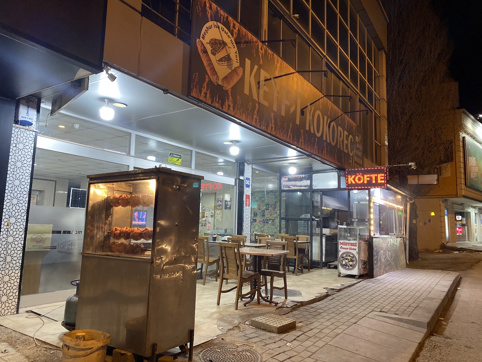 KOKOREÇCİ ÖMER KOKOREÇ KÖFTE MİDYE ŞIRDAN DOLMA — photo