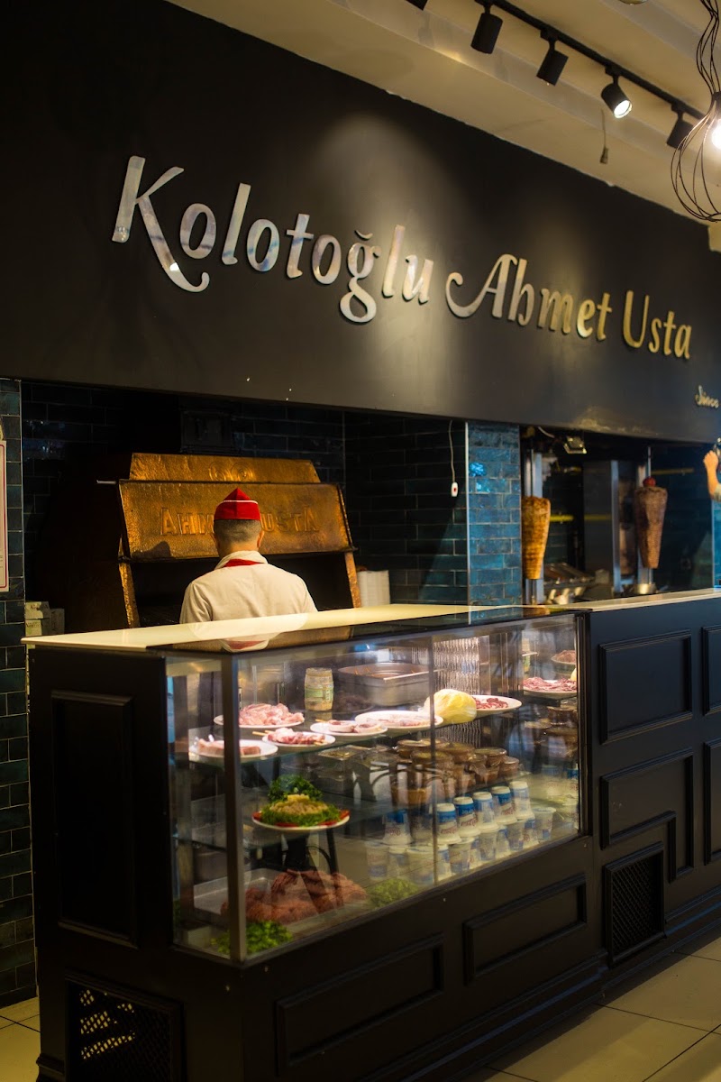 Kolotoglu Ahmet Usta Köfte-Balık — photo 4