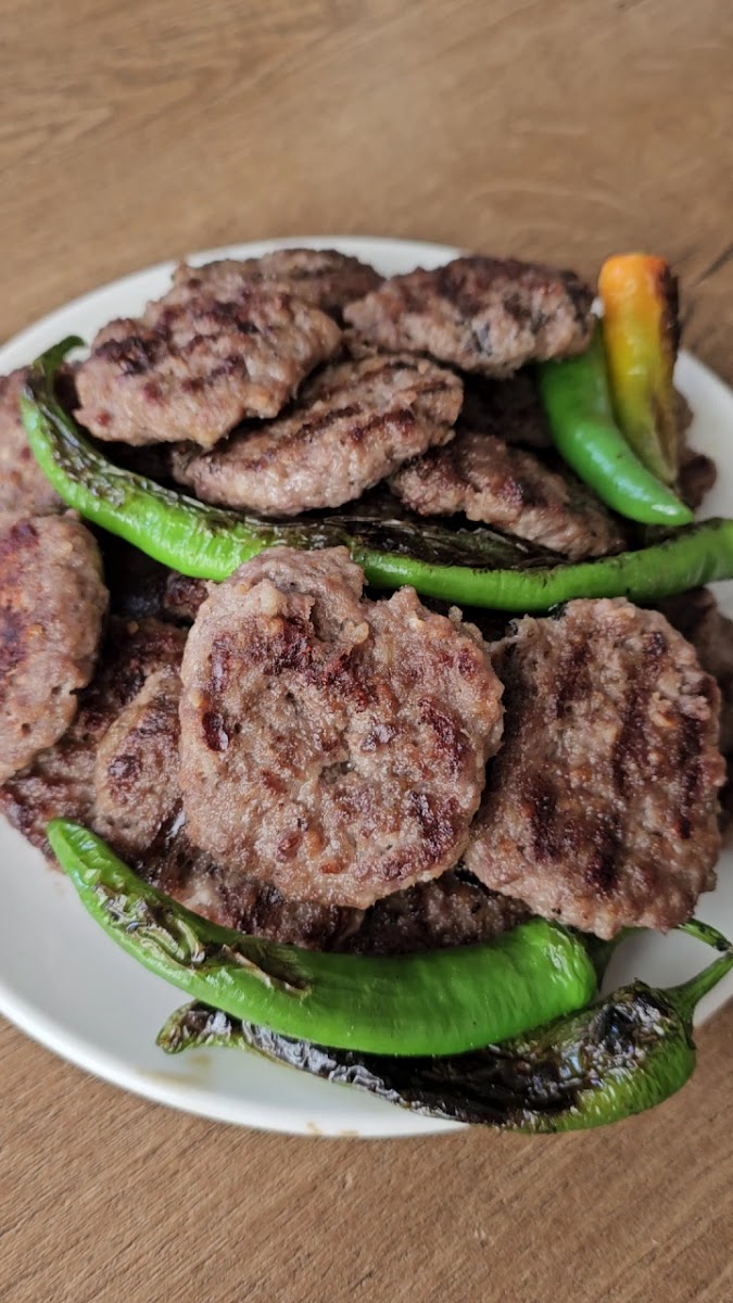 Komaroğlu Köfte Salonu — fotoğraf 3