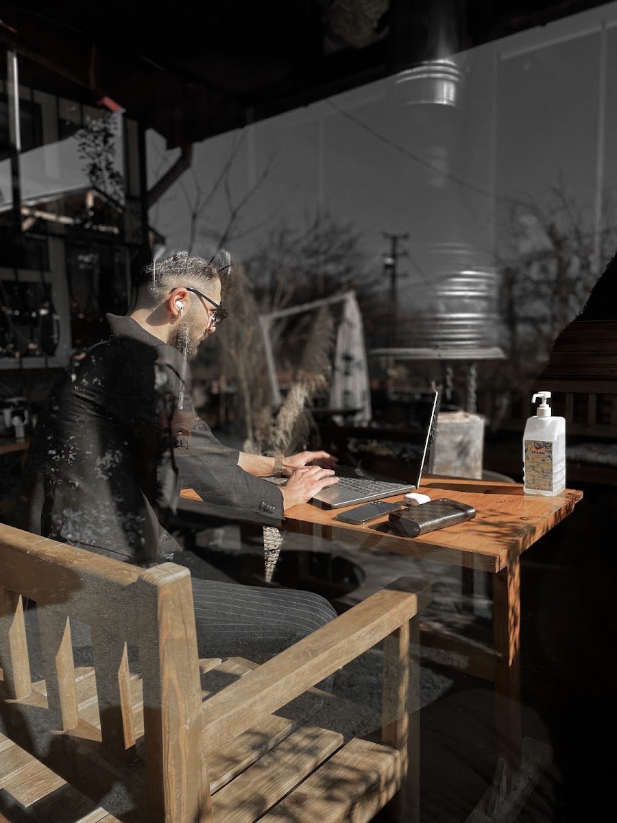Komşu Cafe Restoran — fotoğraf