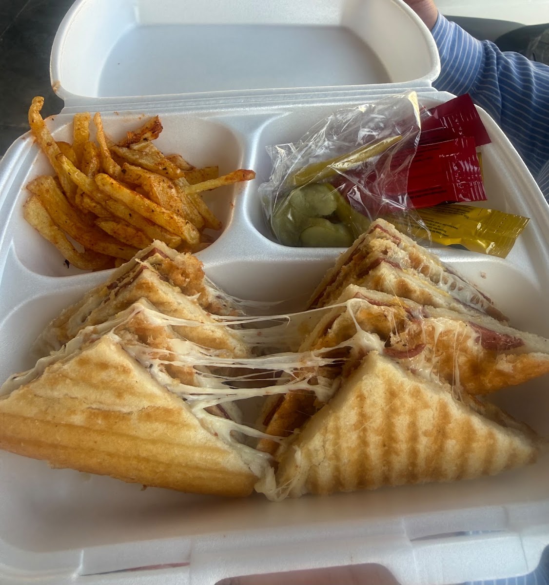 KONAK TOST EVİ/SİVEREK. — photo 3