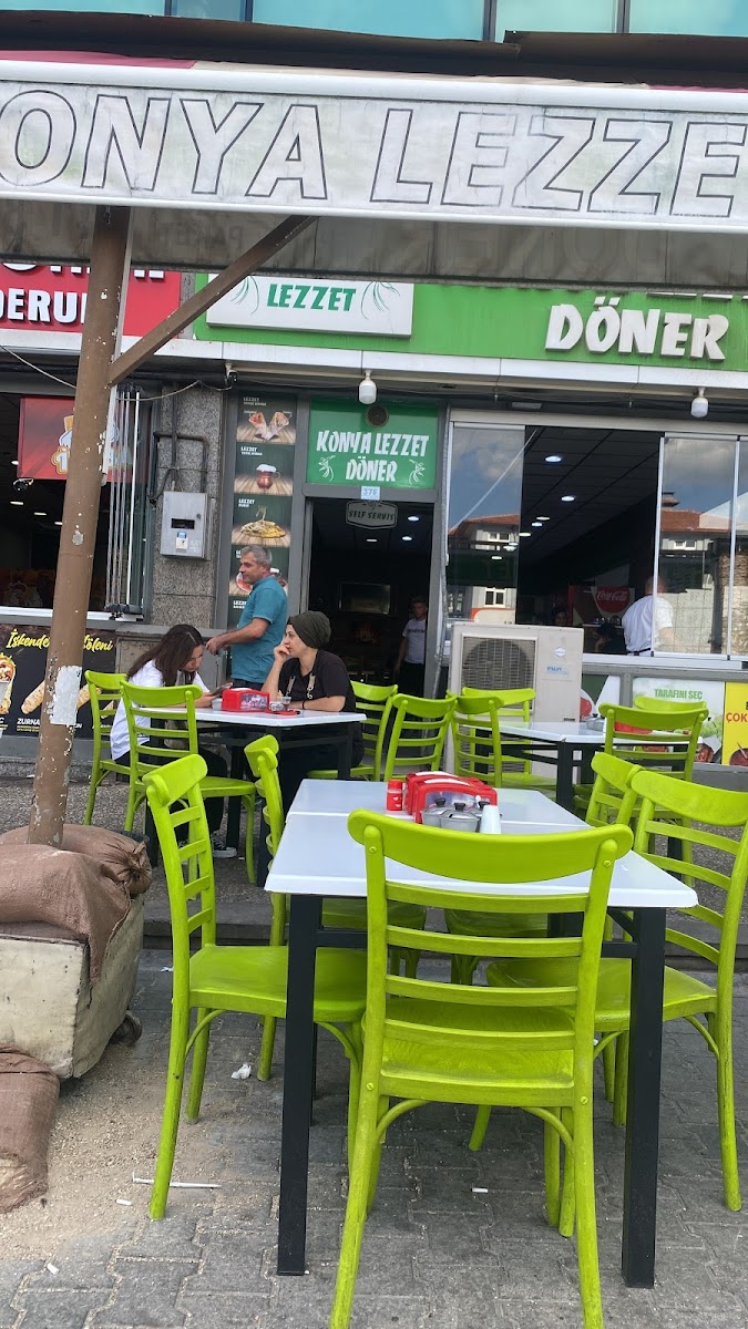 Konya Lezzet Döner Zafer Sanayi — fotoğraf 5