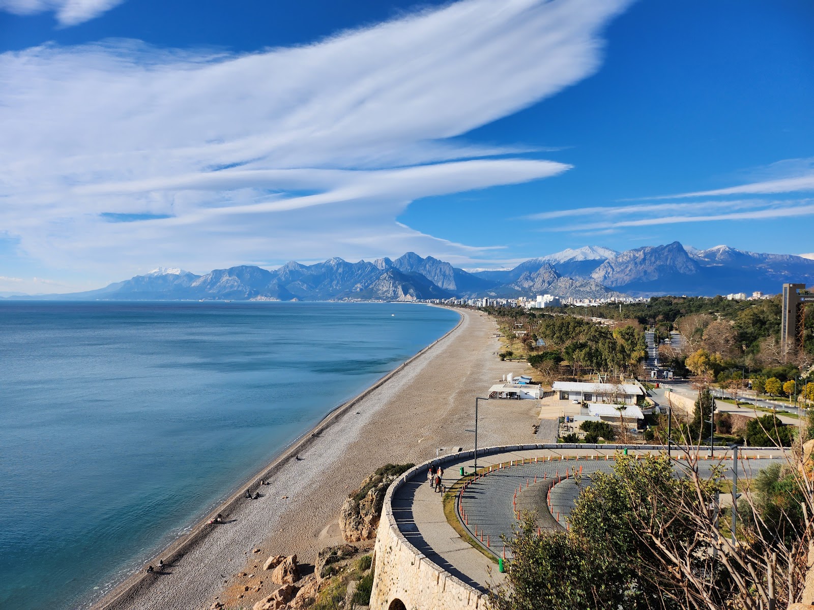 Konyaaltı Varyant Büyük Seyir Terası - Panaromic View — fotoğraf 4