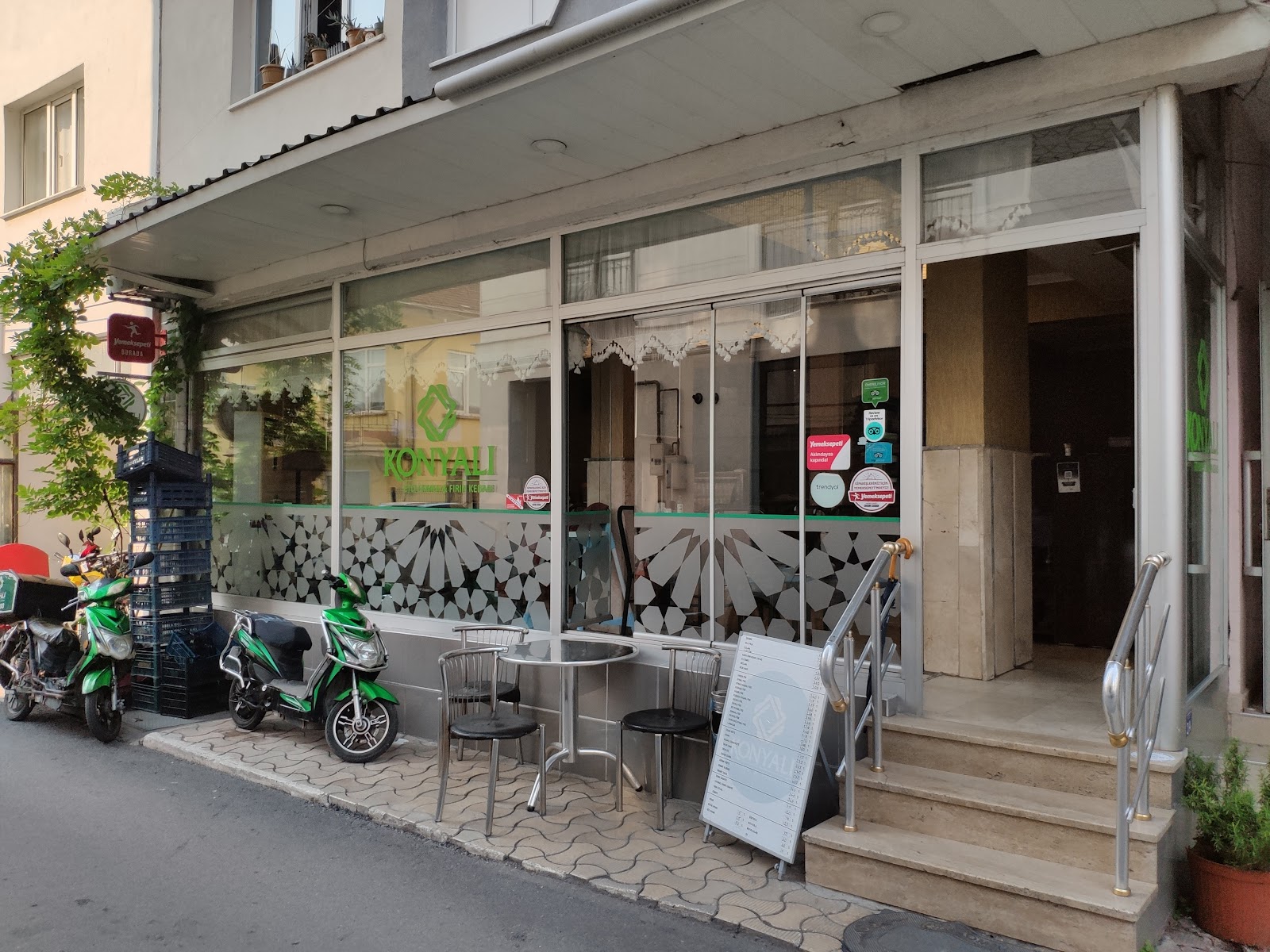 konyalı etli ekmek fırın kebabı — fotoğraf 1